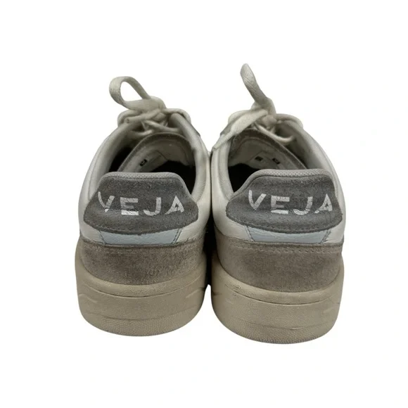 Veja V10 Women's Sz US 7 Sneakers‎ in White & Gray - Picture 7 of 13